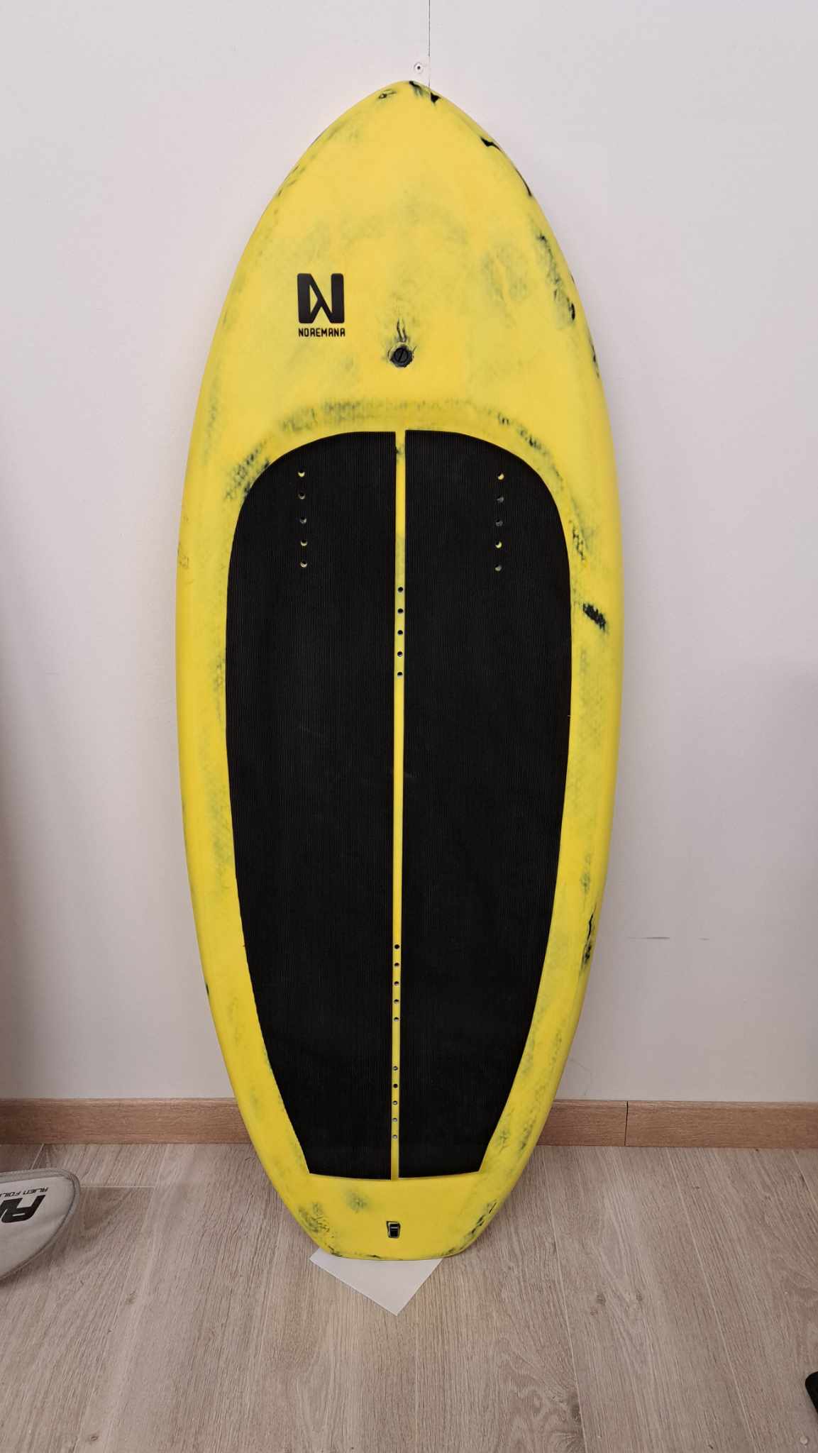 Manta 4'8x21 50L - En Stock – Image 3